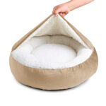 RoundHoodieDogBed_Plaid_BlackWhite